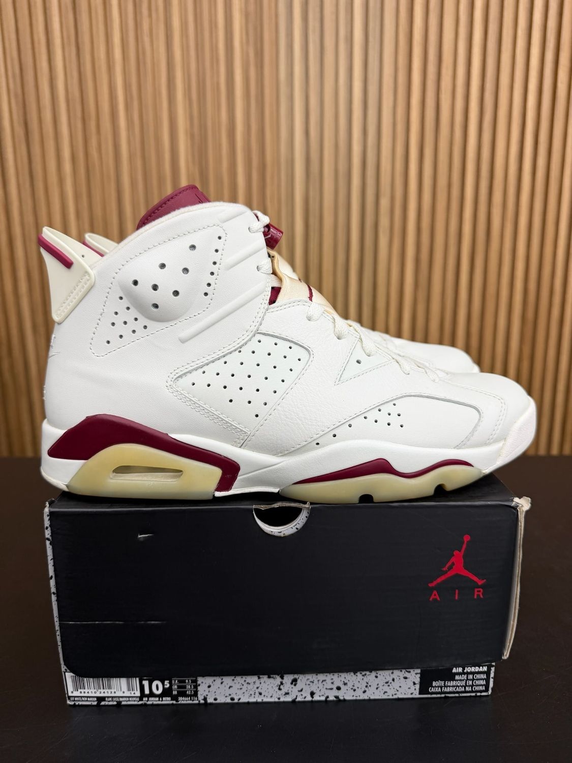 Jordan 6 Retro Maroon (2015) Size 10.5, PREOWNED