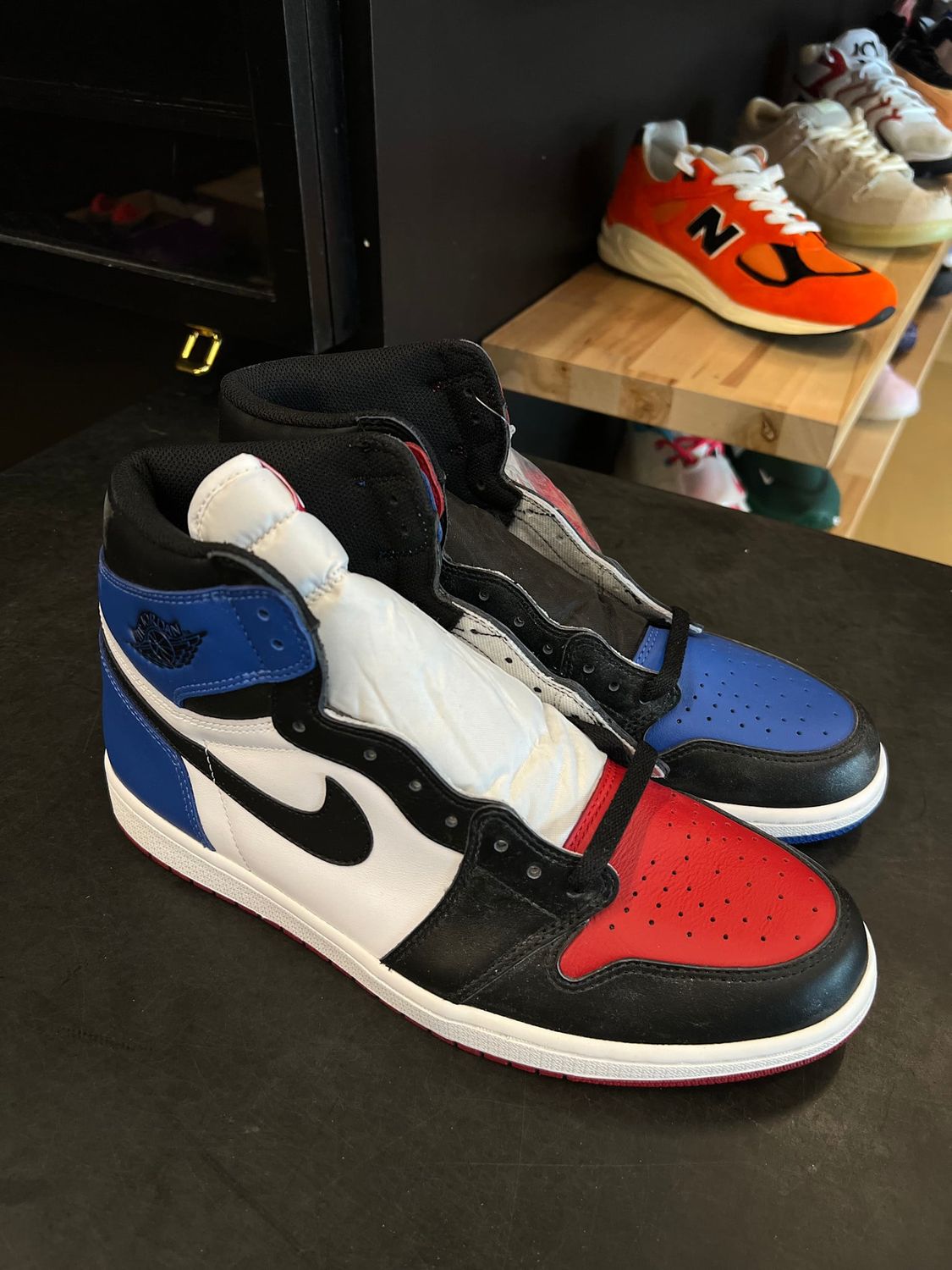 Jordan 1 Retro Top 3 Size 12, DS BRAND NEW NO BOX PROMO SAMPLE
