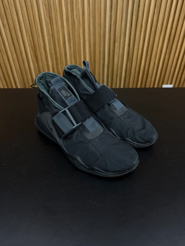 Nike NSW Gaiter Boot Black Anthracite Size 9.5, PREOWNED NO BOX