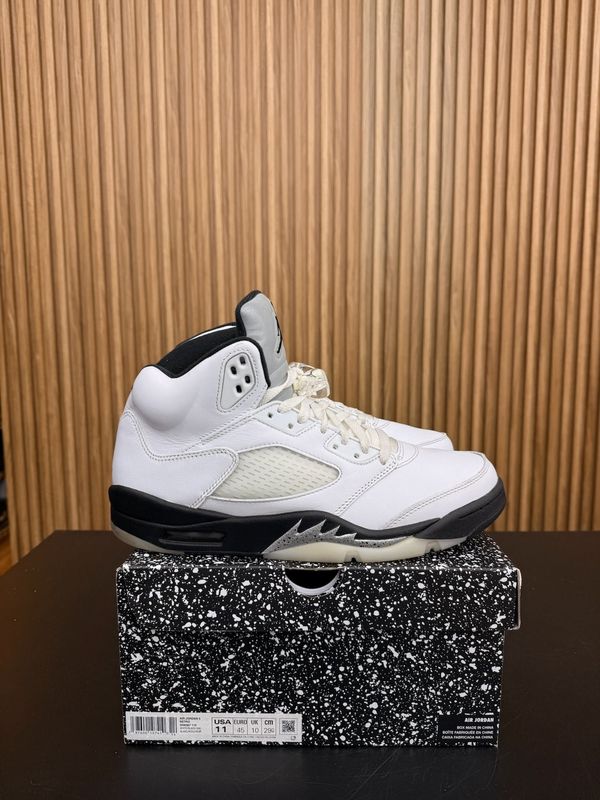 Jordan 5 Retro Reverse Metallic Size 11, PREOWNED*