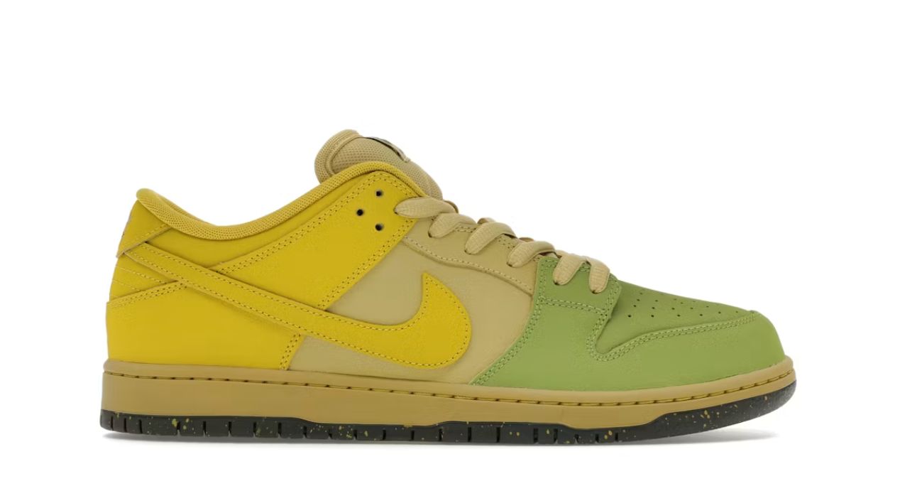 Nike SB Dunk Low Pro Hatch Chili Size 10.5, DS BRAND NEW*