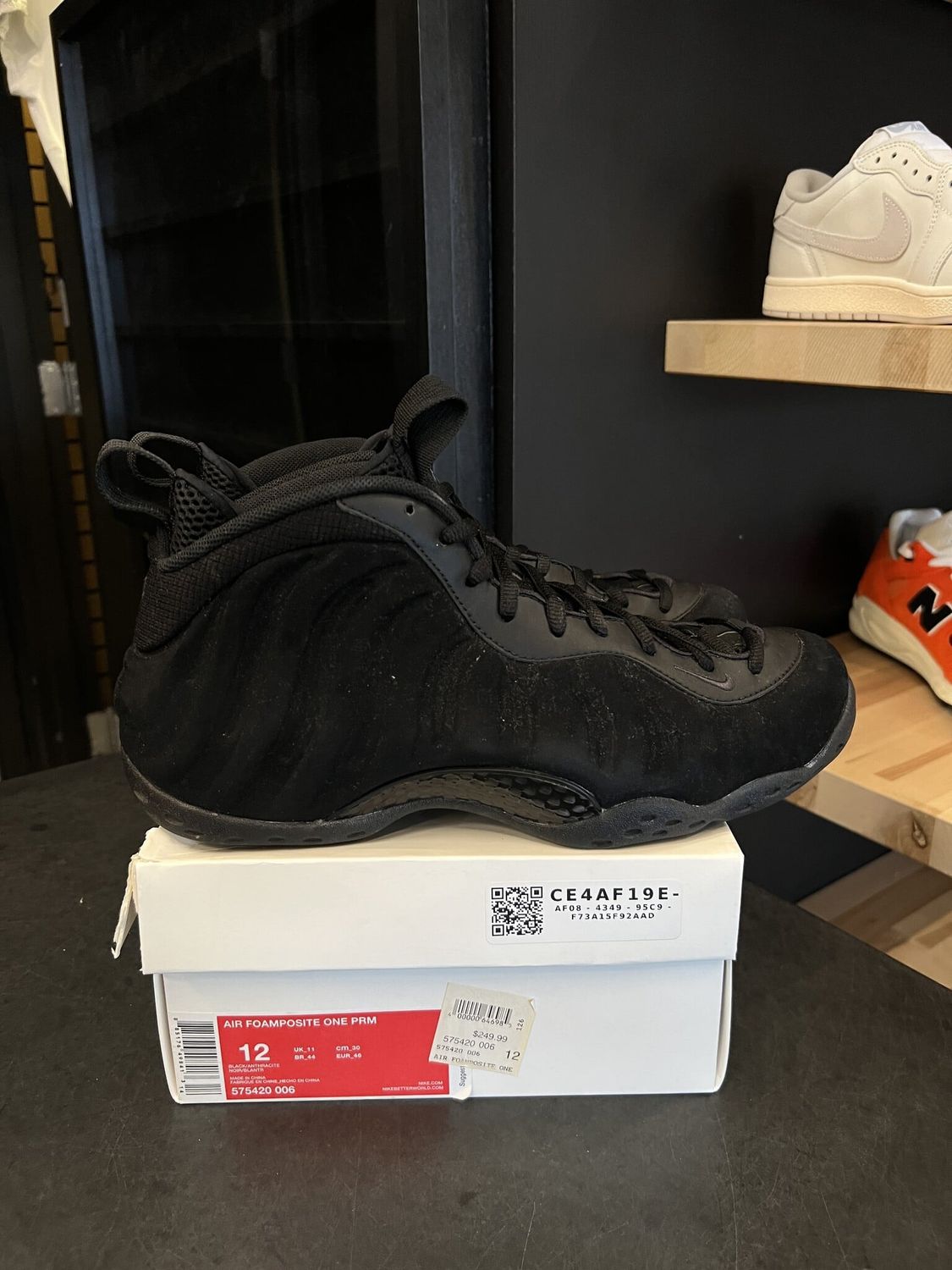Nike Air Foamposite One Black Suede Size 12, PREOWNED*