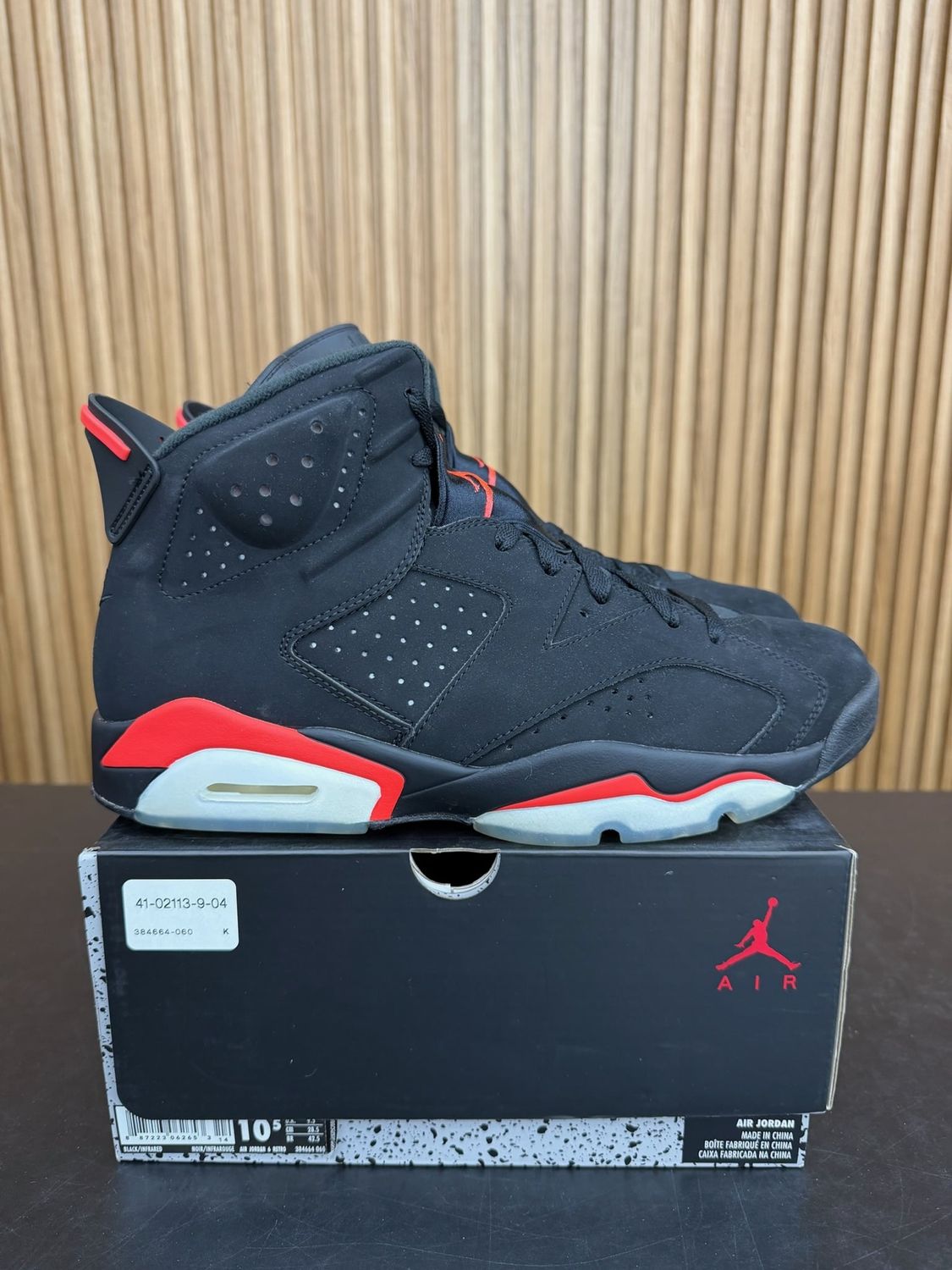 Jordan 6 Retro Black Infrared (2019) Size 10.5, PREOWNED