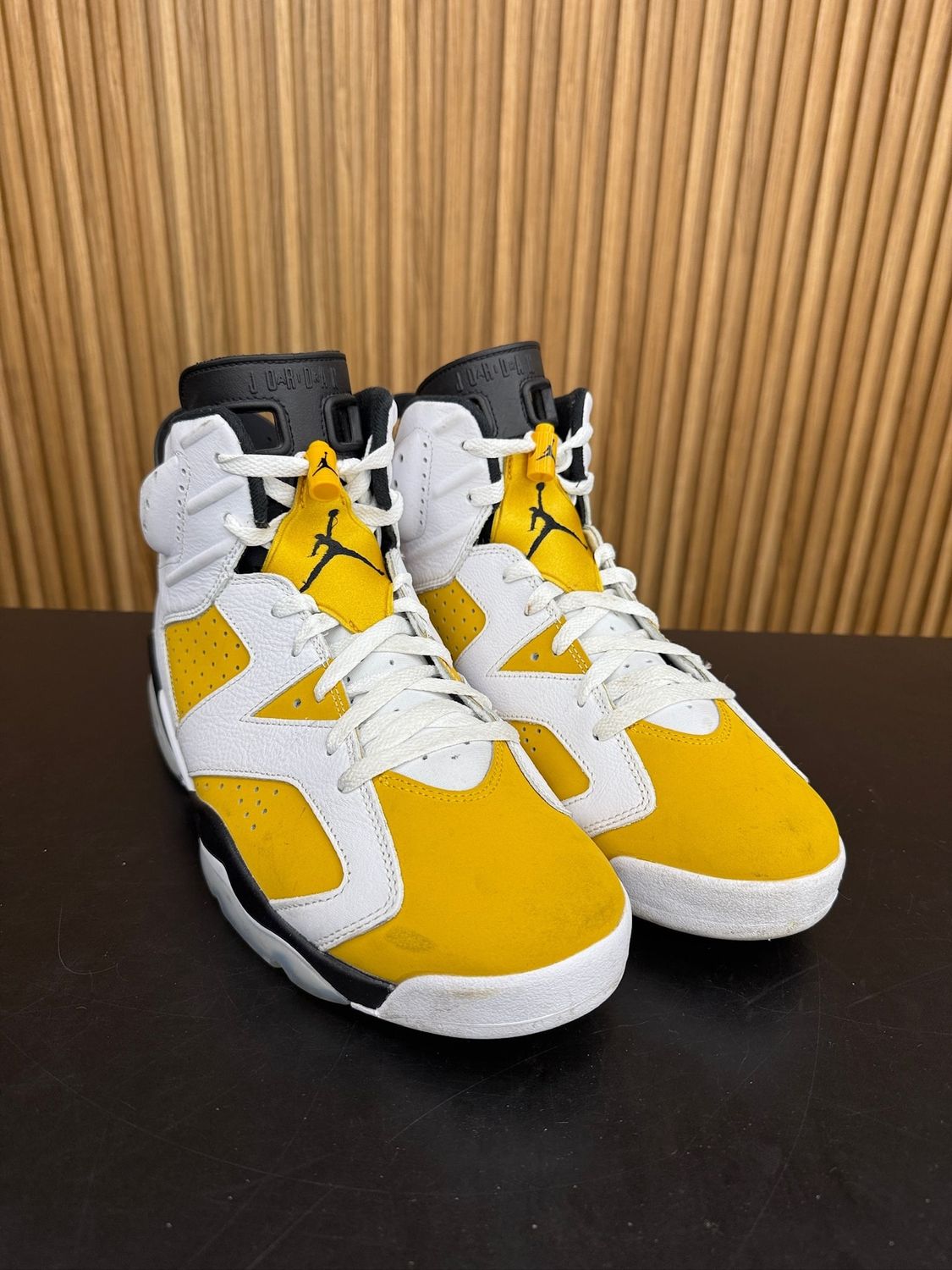 Jordan 6 Retro Yellow Ochre Size 13, PREOWNED NO BOX*