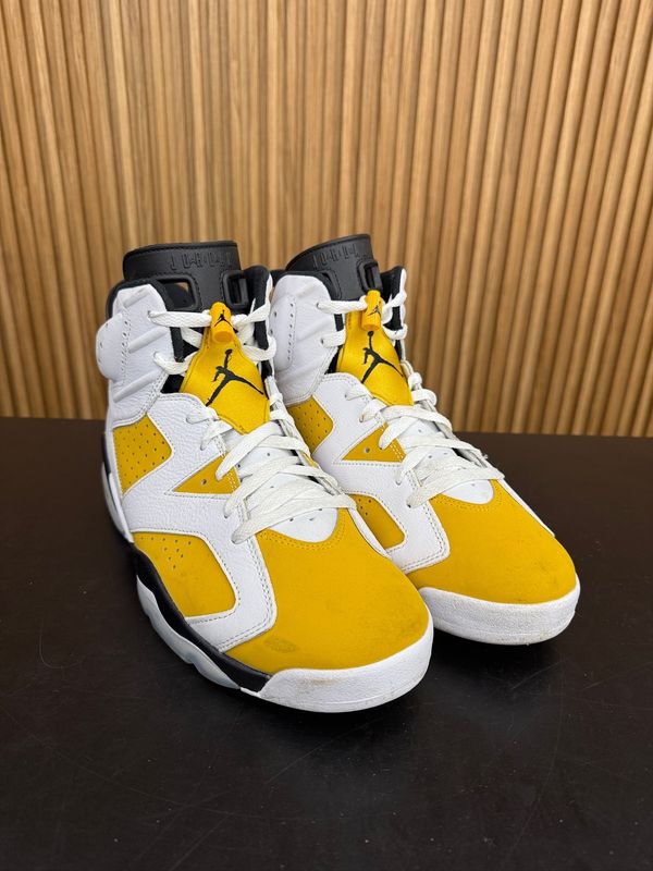 Jordan 6 Retro Yellow Ochre Size 13, PREOWNED NO BOX*