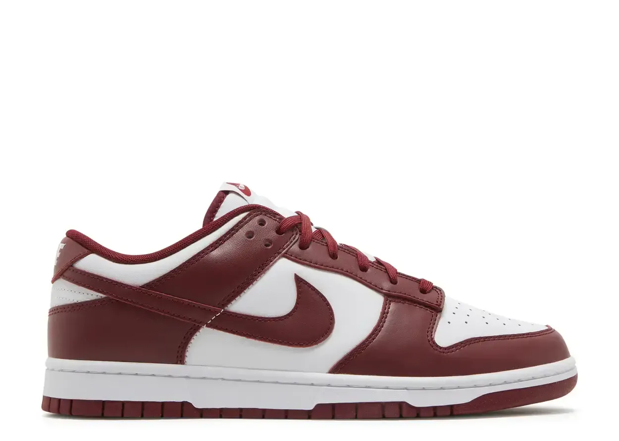 Nike Dunk Low Team Red Size 11, DS BRAND NEW DAMAGED BOX