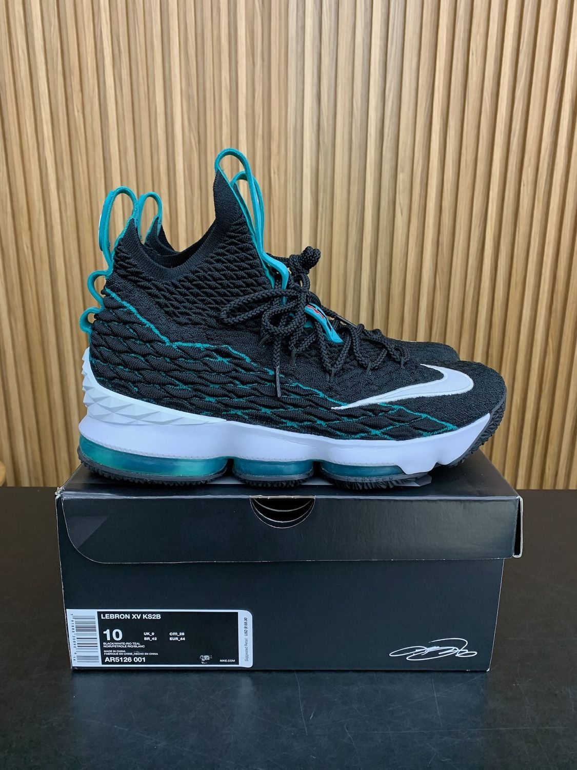 Nike LeBron 15 Griffey Size 10, PREOWNED