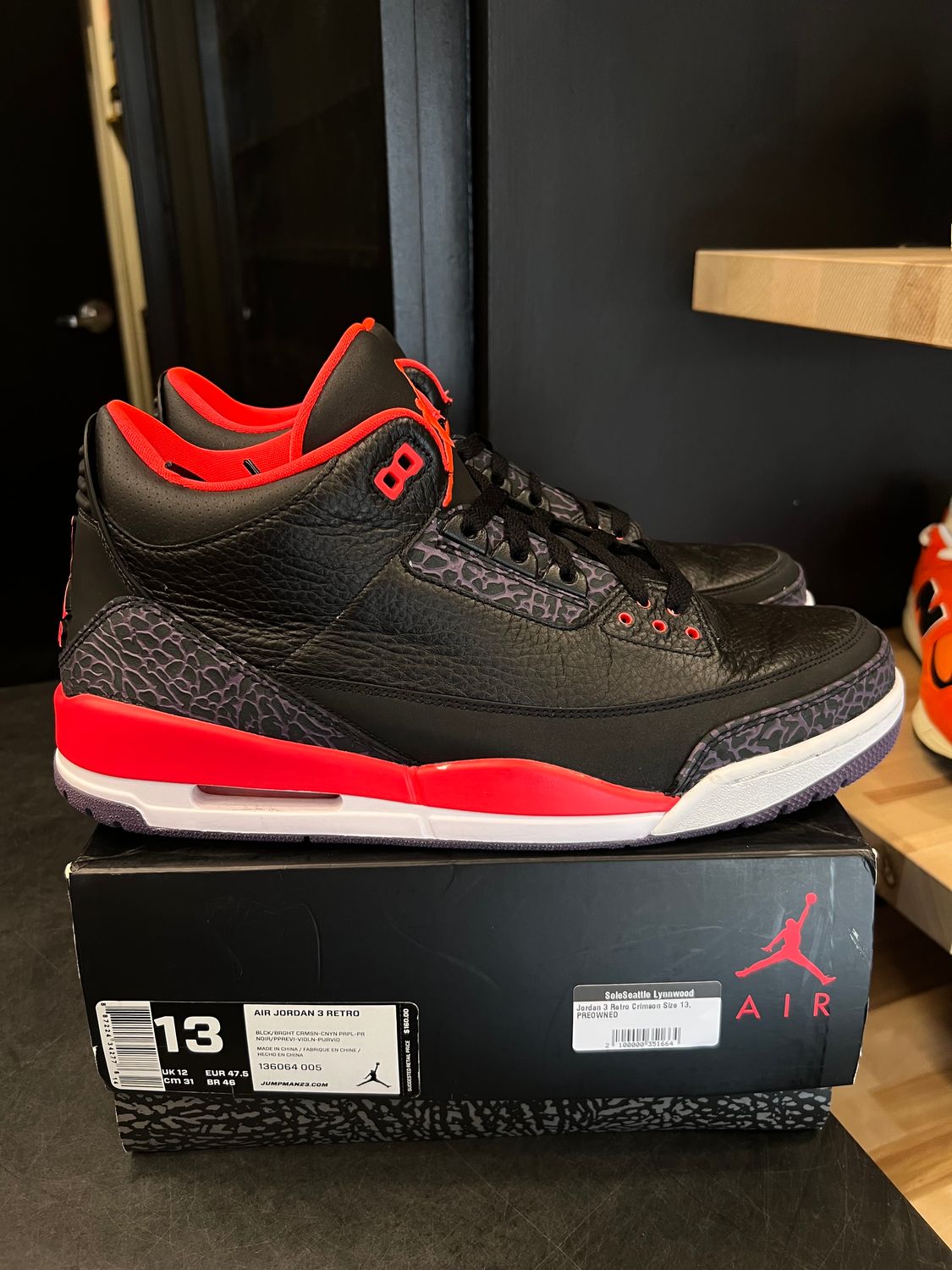 Jordan 3 Retro Crimson Size 13, PREOWNED