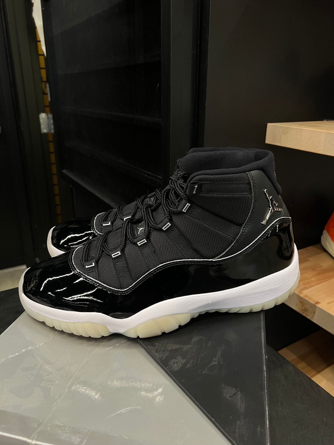 Jordan 11 Retro Jubilee 25th Anniversary Size 13, PREOWNED