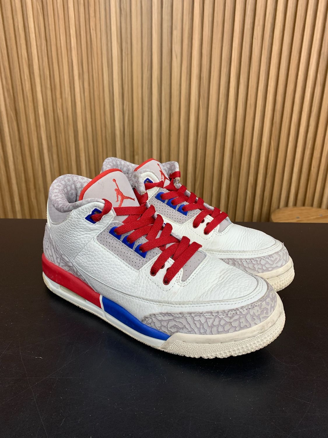 Jordan 3 Retro International Flight (GS) Size 7Y, PREOWNED NO BOX