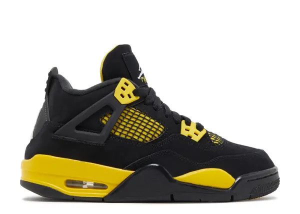 Jordan 4 Retro Thunder (2023) Size 13, DS BRAND NEW*