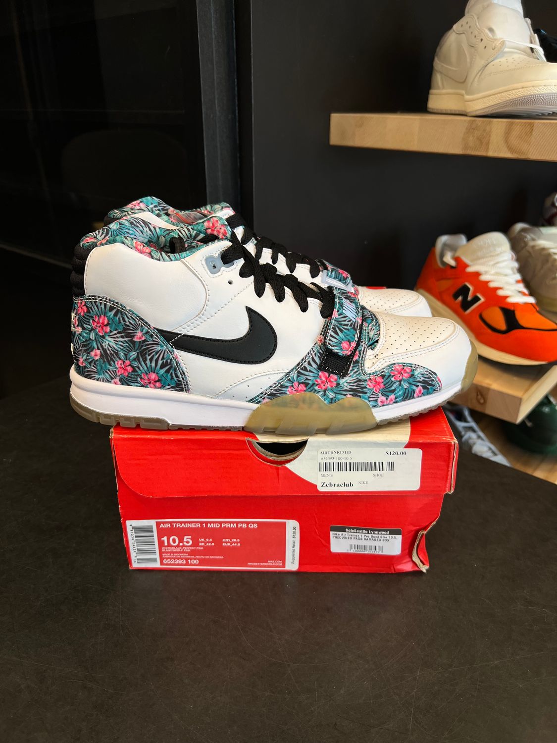 Nike Air Trainer 1 Pro Bowl Size 10.5, PREOWNED PADS DAMAGED BOX