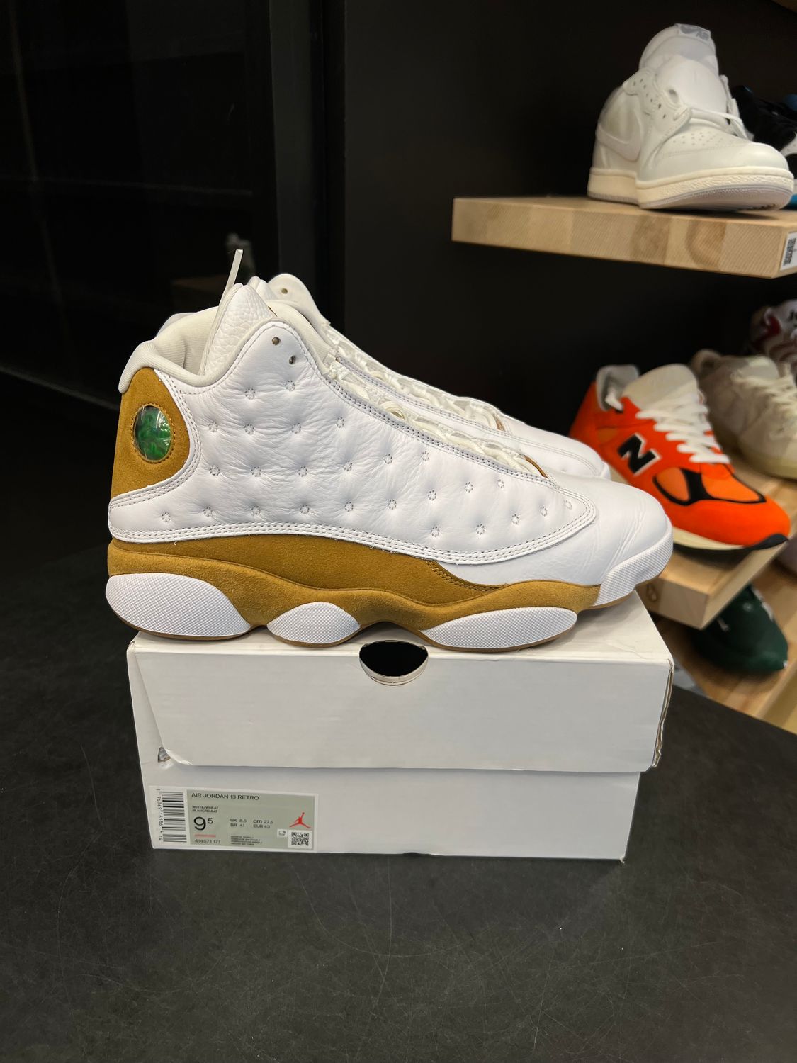 Jordan 13 Retro Wheat (2023) Size 9.5, PREOWNED