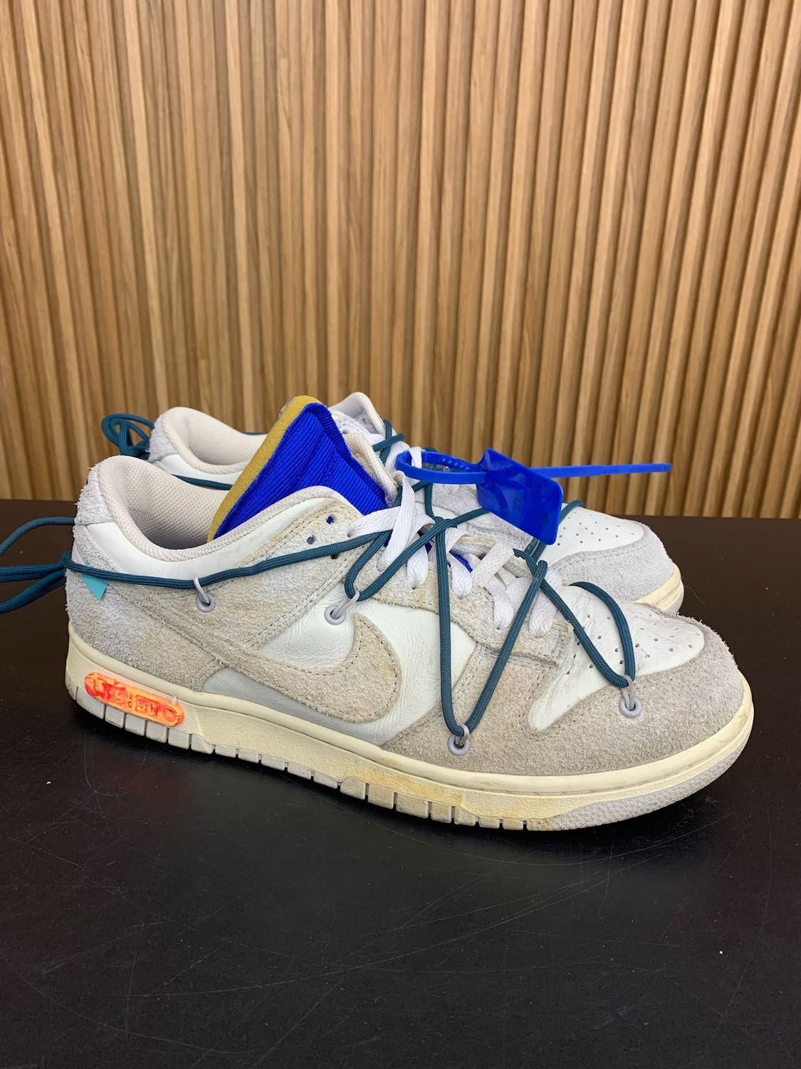 Nike Dunk Low Off-White Lot 16 Size 10, PREOWNED NO BOX*
