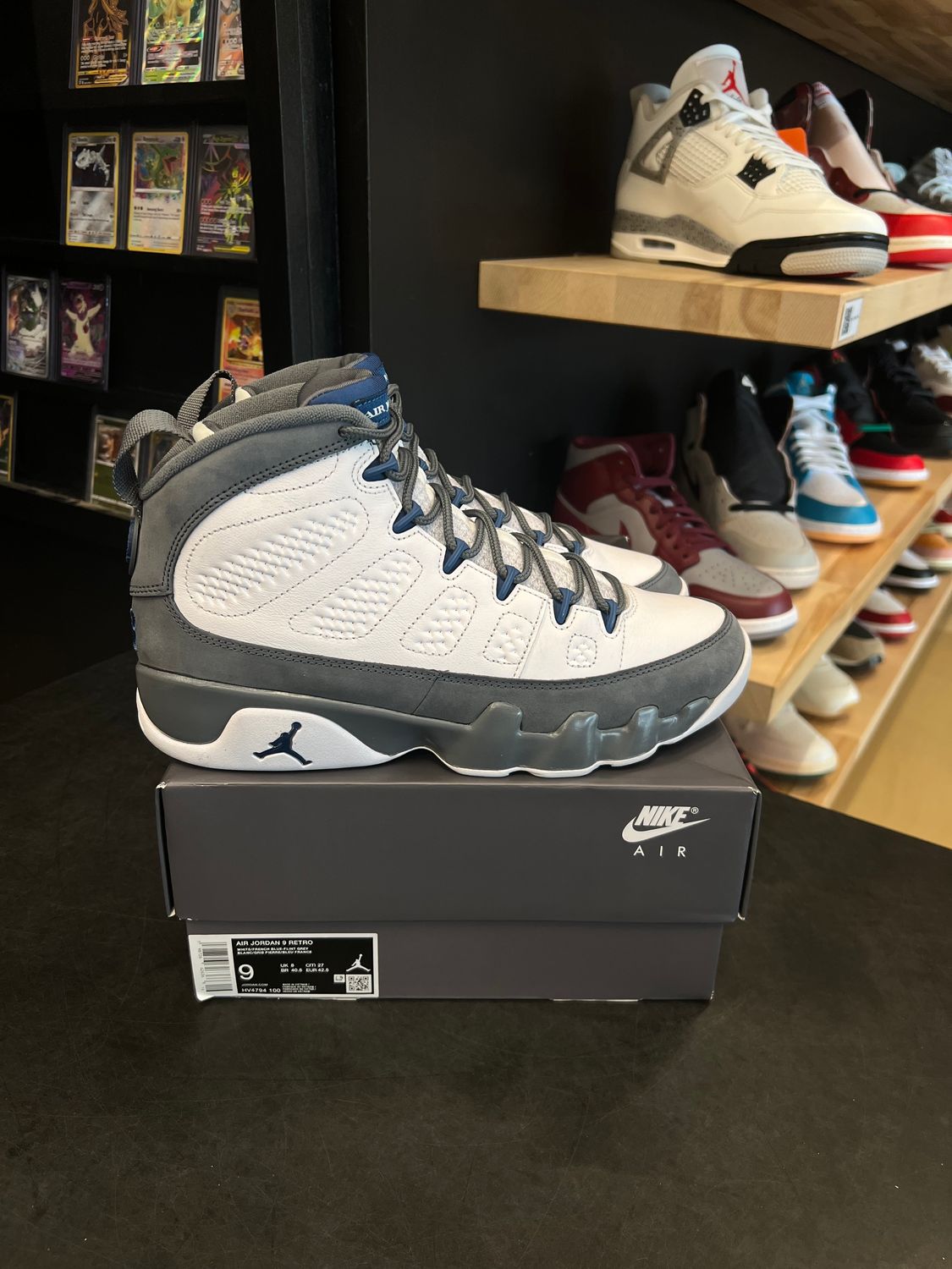 Jordan 9 Retro Flint Grey French Blue (2026) Size 9, PREOWNED