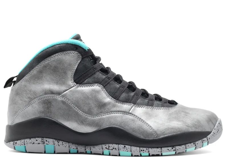 Jordan 10 Retro Lady of Liberty 30th Anniversary Size 9.5, DS BRAND NEW DAMAGED BOX