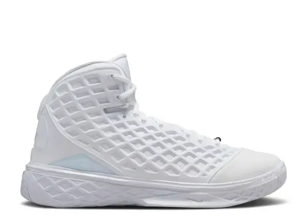 Nike Kobe 3 Protro Halo Size 11, DS BRAND NEW HALF BOX