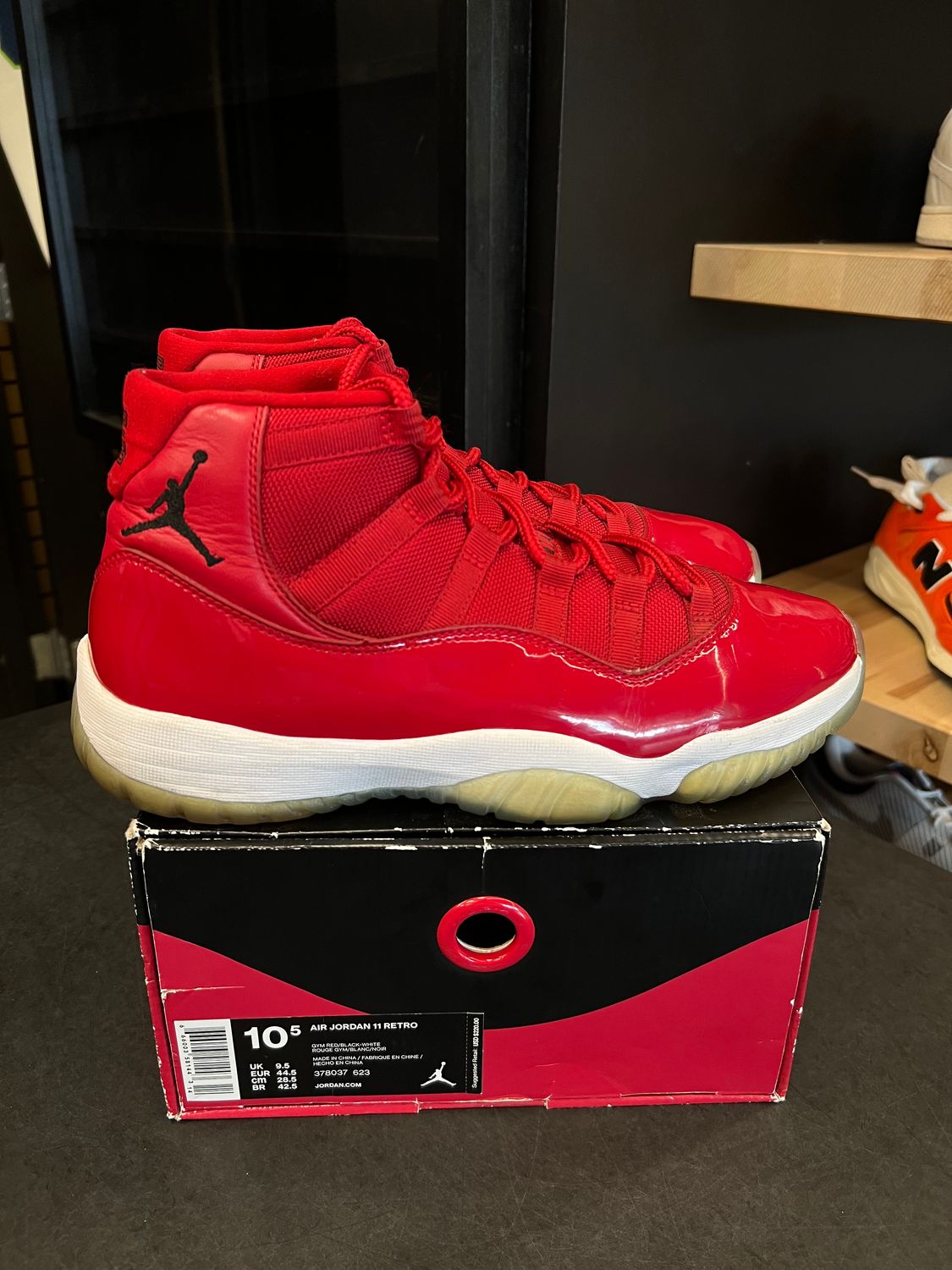 Jordan 11 Retro Win Like 96 Size 10.5, PREOWNED*