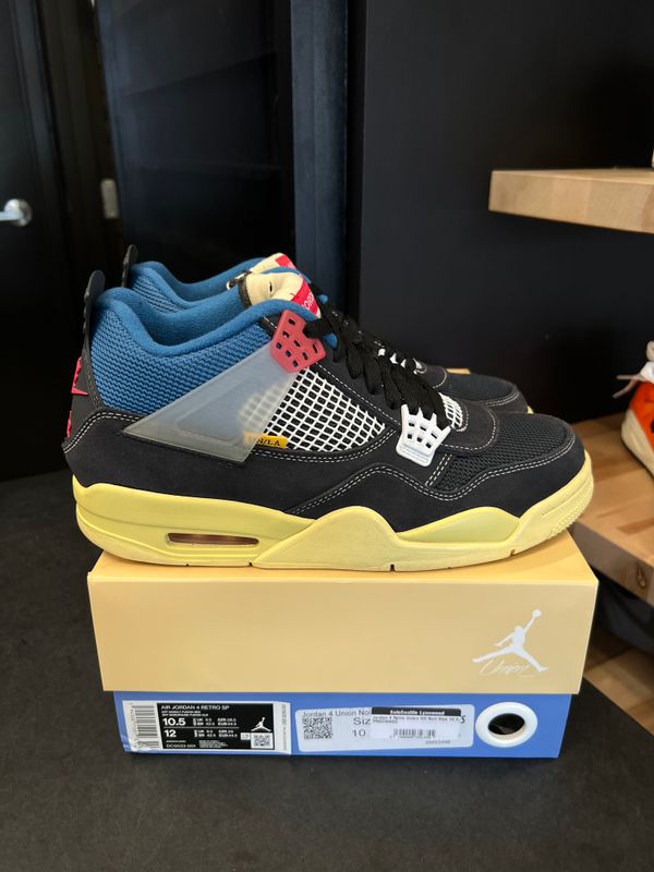 Jordan 4 Retro Union Off Noir Size 10.5, PREOWNED