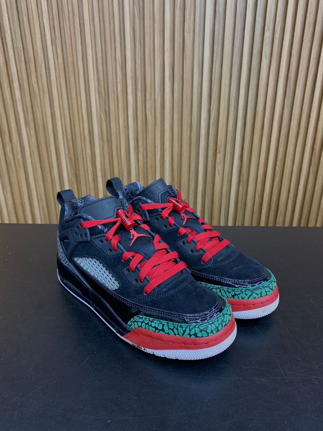 Jordan Spizike Low OG (2025) (GS) Size 6.5, PREOWNED NO BOX
