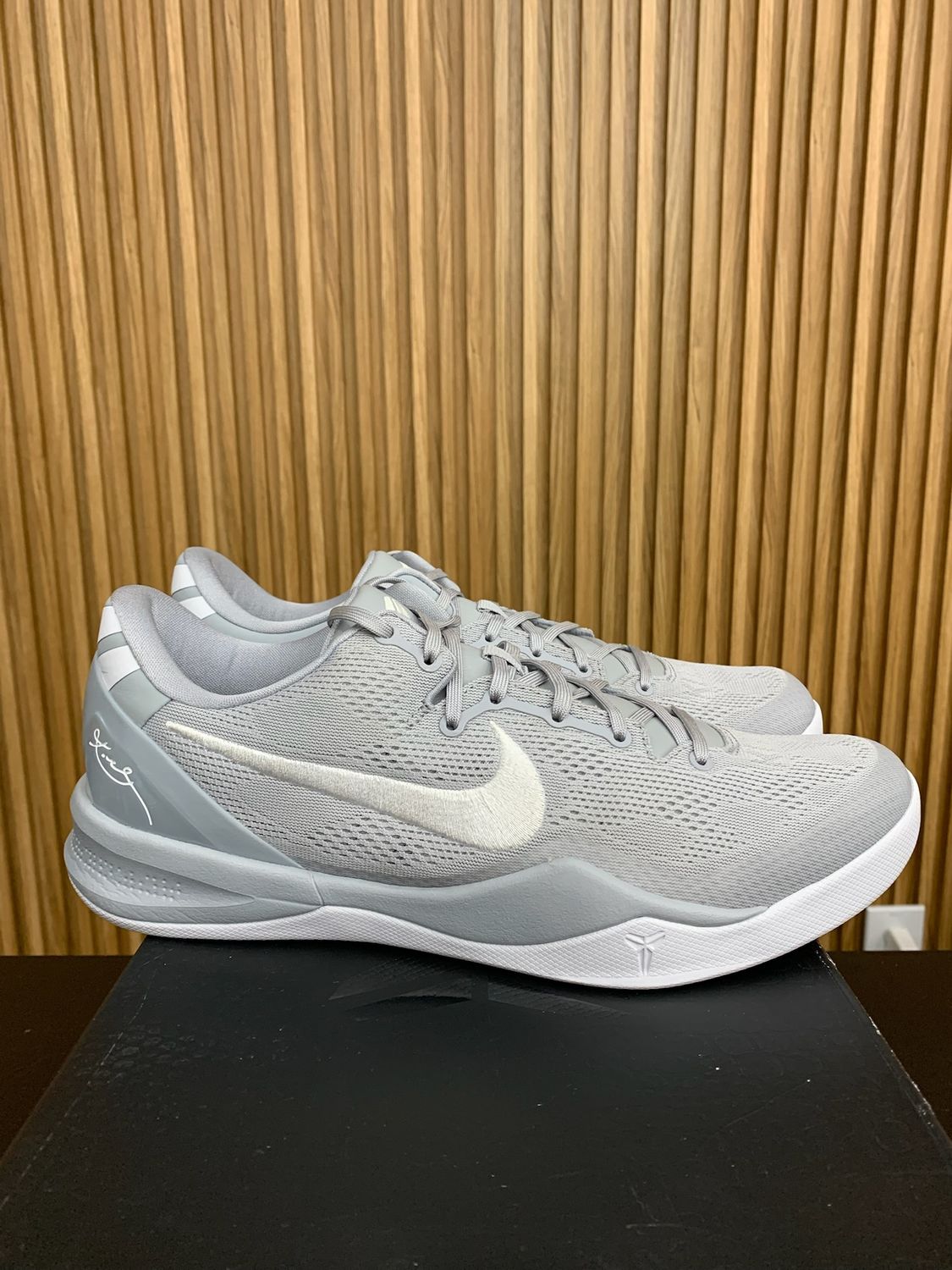 Nike Kobe 8 Protro Wolf Grey Size 11.5, PREOWNED