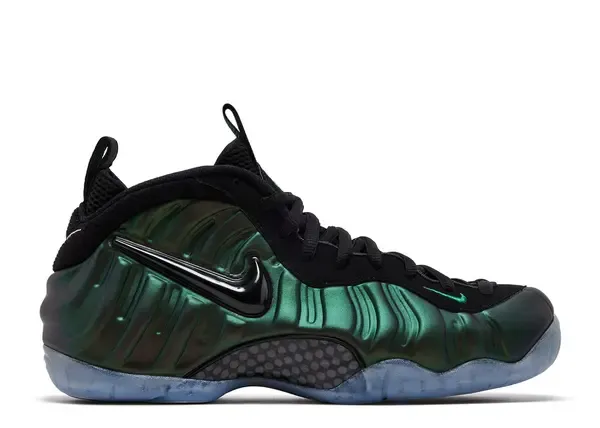Nike Air Foamposite Pro Pine Green (2025) Size 8.5, DS BRAND NEW NO LID