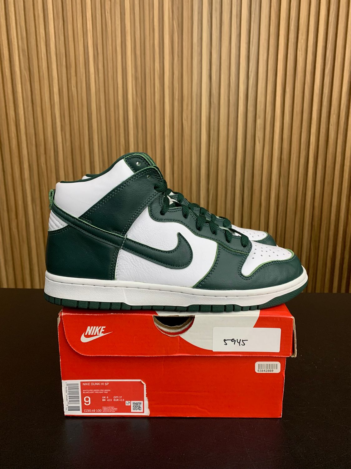 Nike Dunk High SP Spartan Green Size 9, PREOWNED