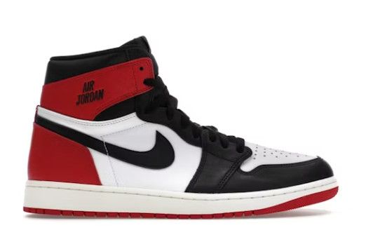 Jordan 1 Retro High OG Black Toe Reimagined Size 9.5, DS BRAND NEW