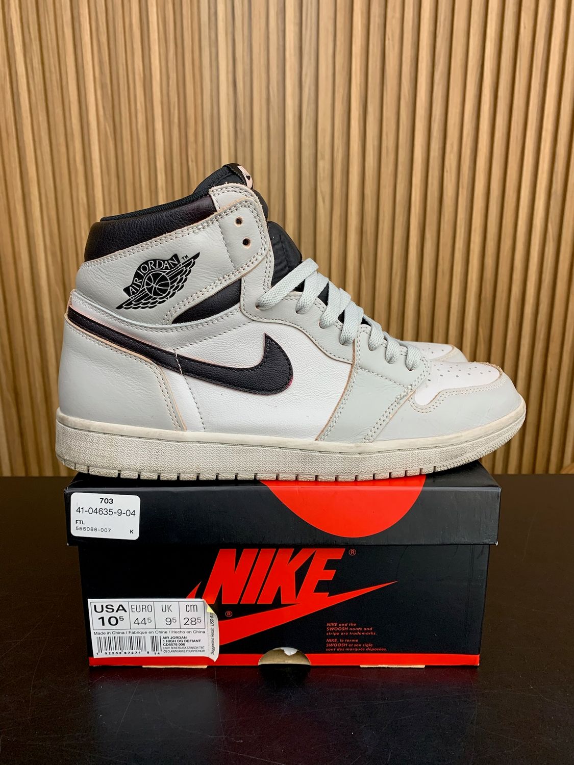 Jordan 1 Retro High OG Defiant SB NYC to Paris Size 10.5, PREOWNED*