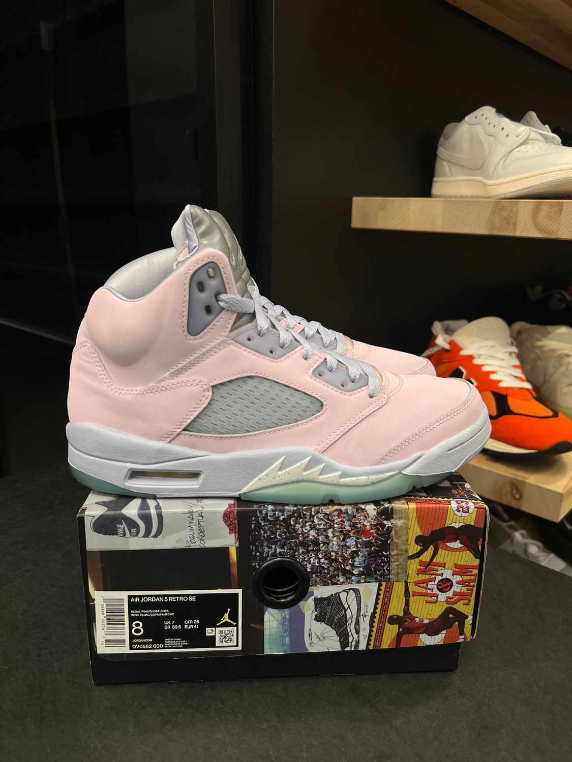 Jordan 5 Retro Easter (2022) Size 8, PREOWNED
