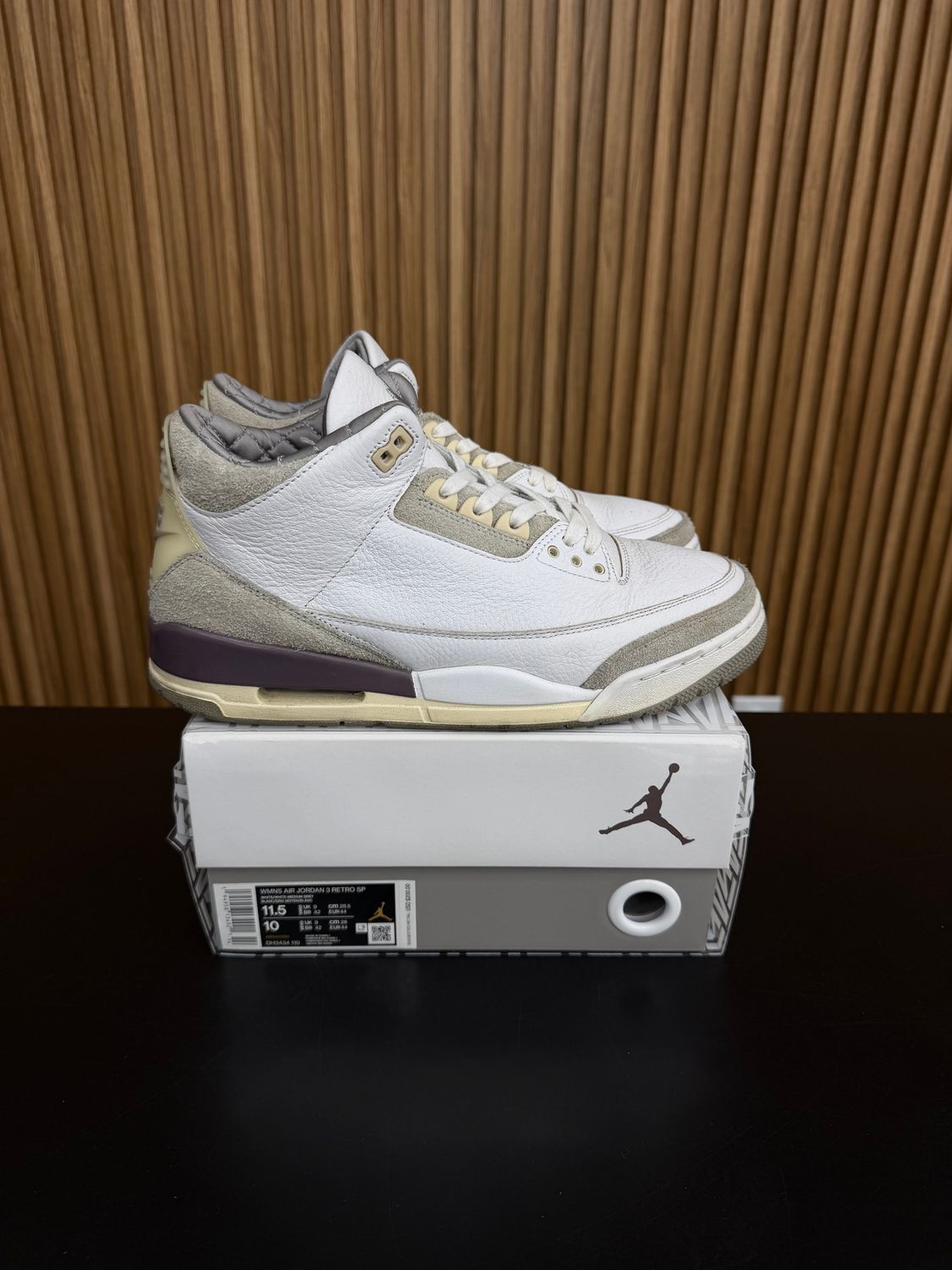 Jordan 3 Retro SP A Ma Maniére (Women's) Size 11.5W, PREOWNED