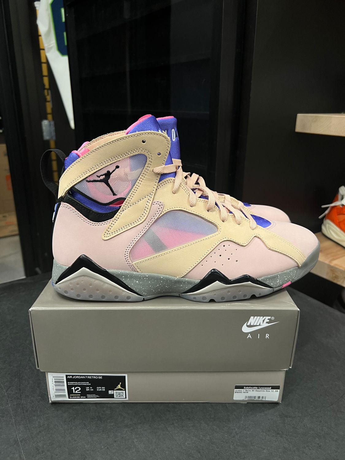 Jordan 7 Retro SE Sapphire Size 12, PREOWNED