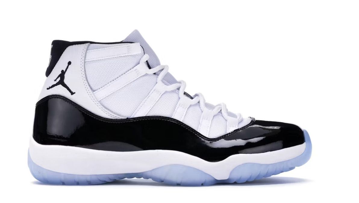 Jordan 11 Retro Concord (2018) Size 10, DS BRAND NEW*