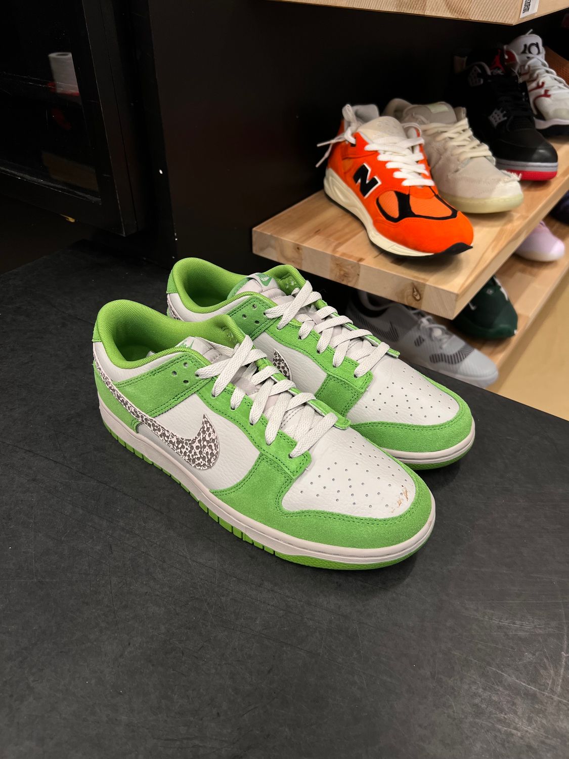 Nike Dunk Low AS Safari Swoosh Chlorophyll Size 10, PREOWNED