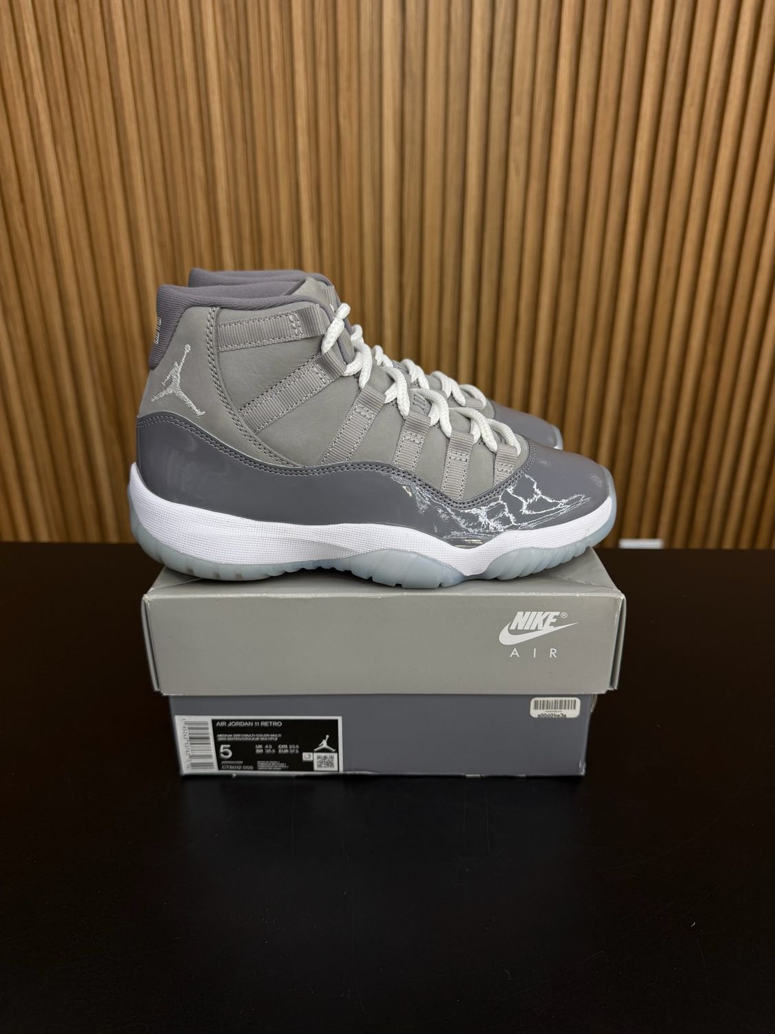 Jordan 11 Retro Cool Grey (2021) (GS) Size 5, PREOWNED*