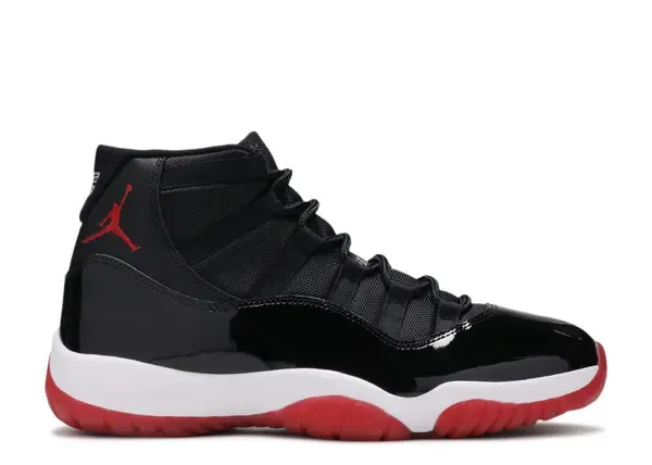 Jordan 11 Retro Playoffs Bred (2019) Size 8.5, DS BRAND NEW*