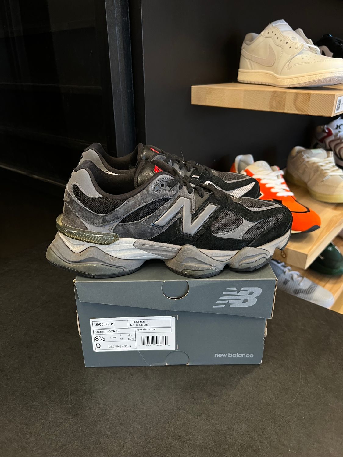 New Balance 9060 Black Castlerock Grey Size 8.5, PREOWNED*