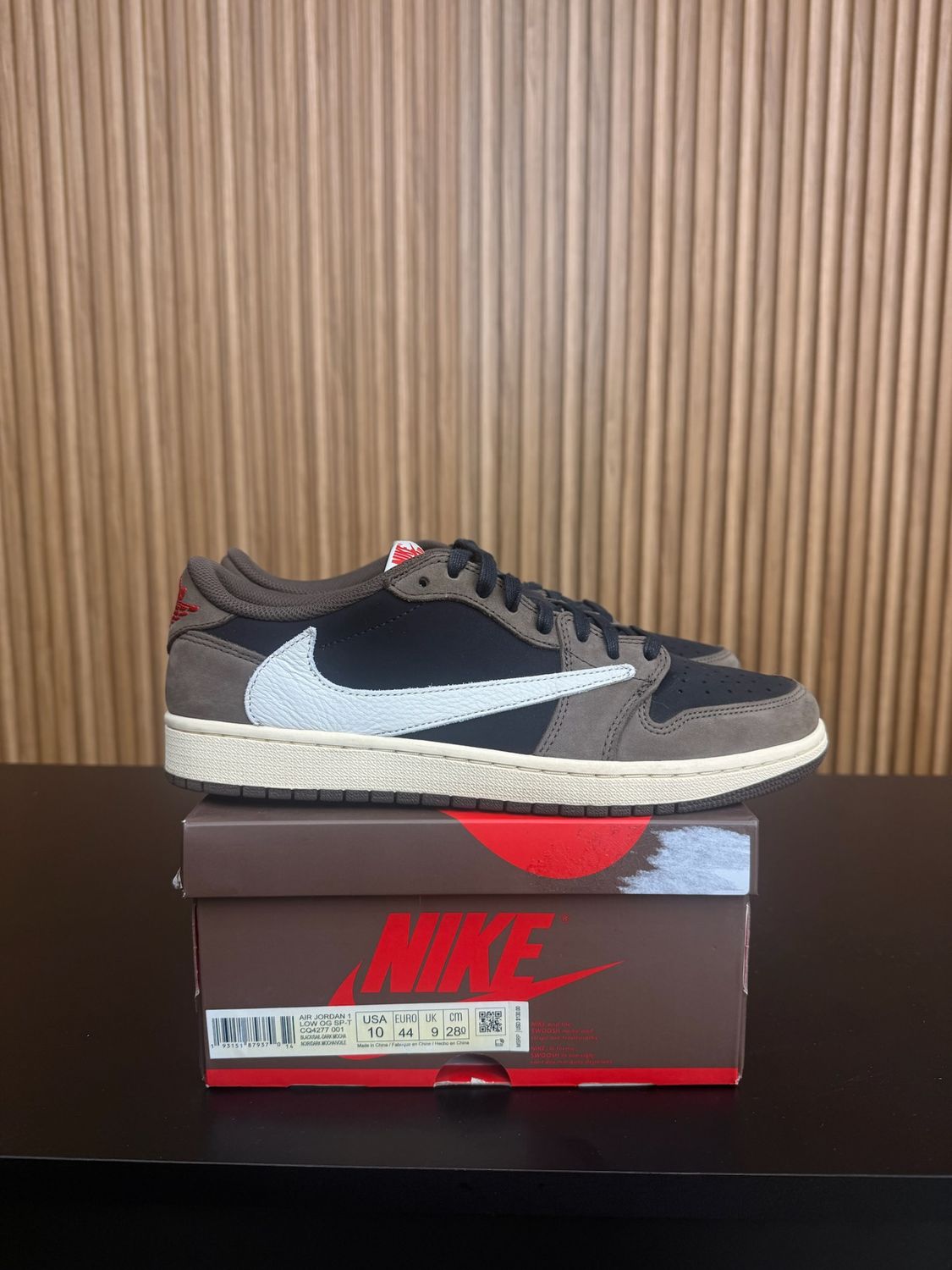 Jordan 1 Retro Low OG SP Travis Scott Mocha Size 10, PREOWNED*