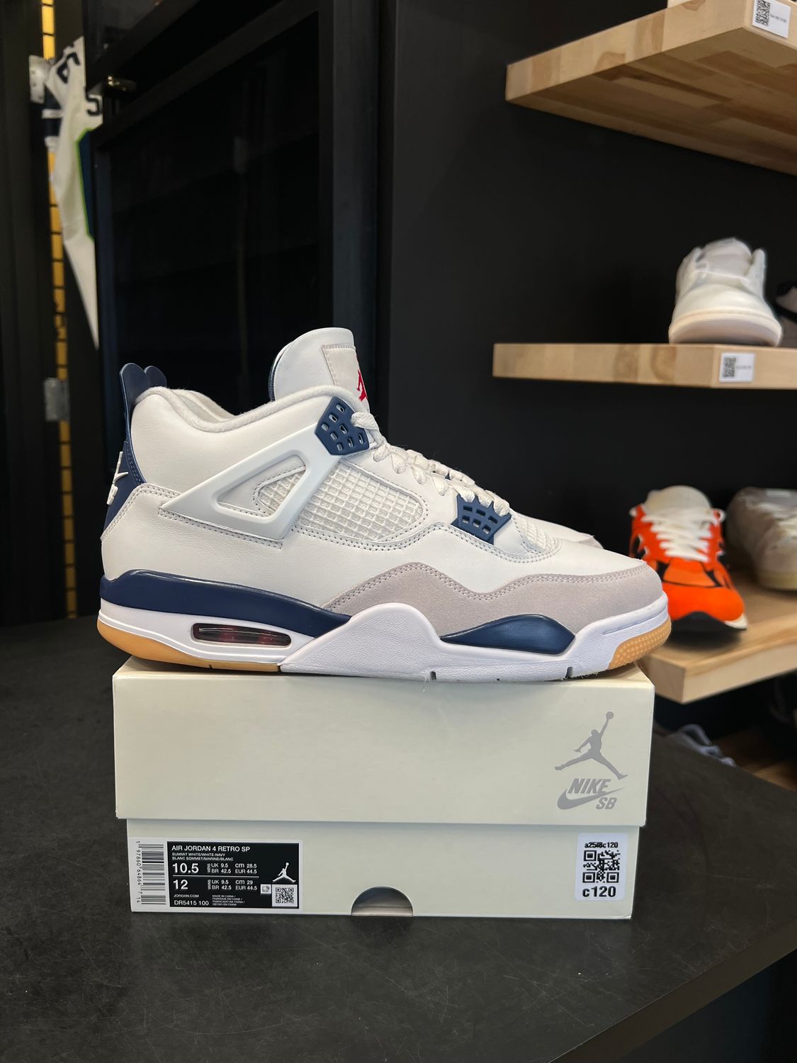 Jordan 4 Retro SB Navy Size 10.5, PREOWNED*
