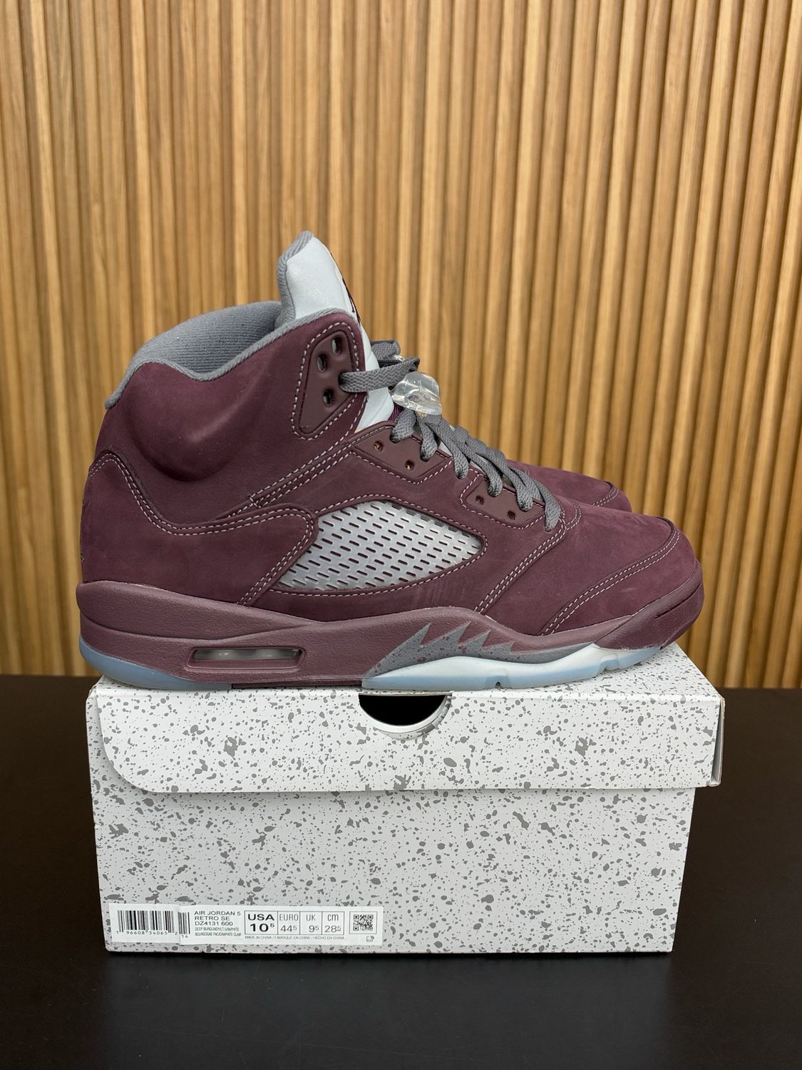 Jordan 5 Retro Burgundy (2023) Size 10.5, PREOWNED