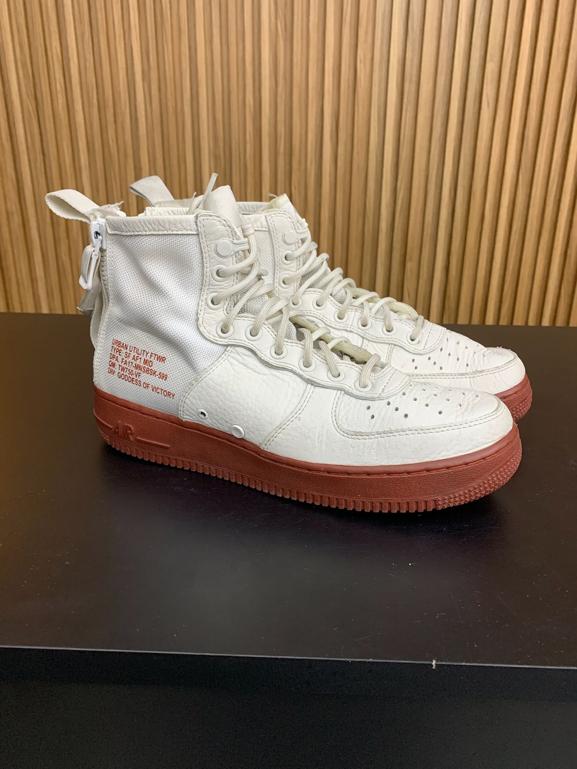 Nike SF Air Force 1 Mid Ivory Mars Stone Size 8, PREOWNED NO BOX