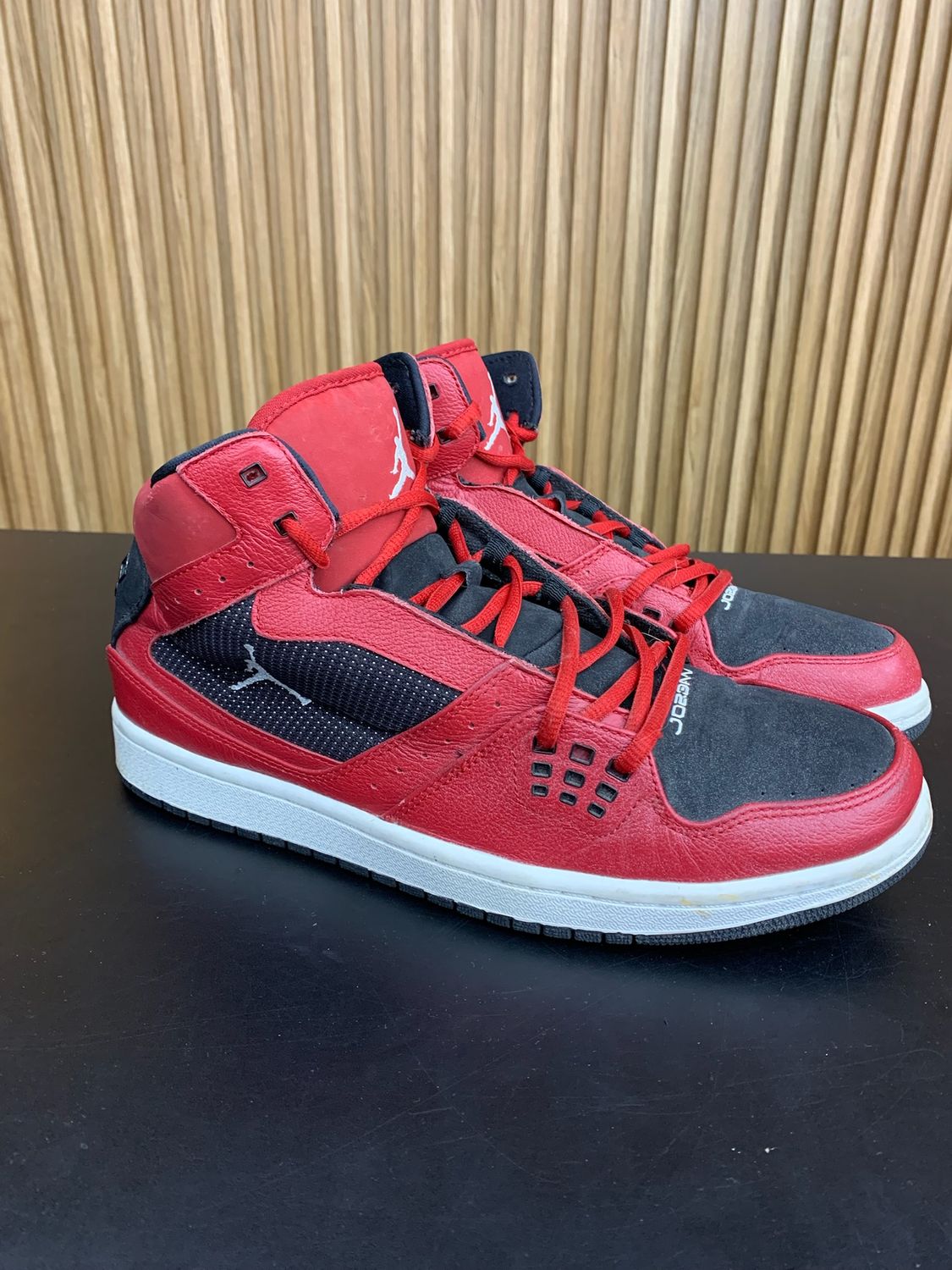 Jordan 1 Flight Gym Red Size 10.5, PREOWNED NO BOX