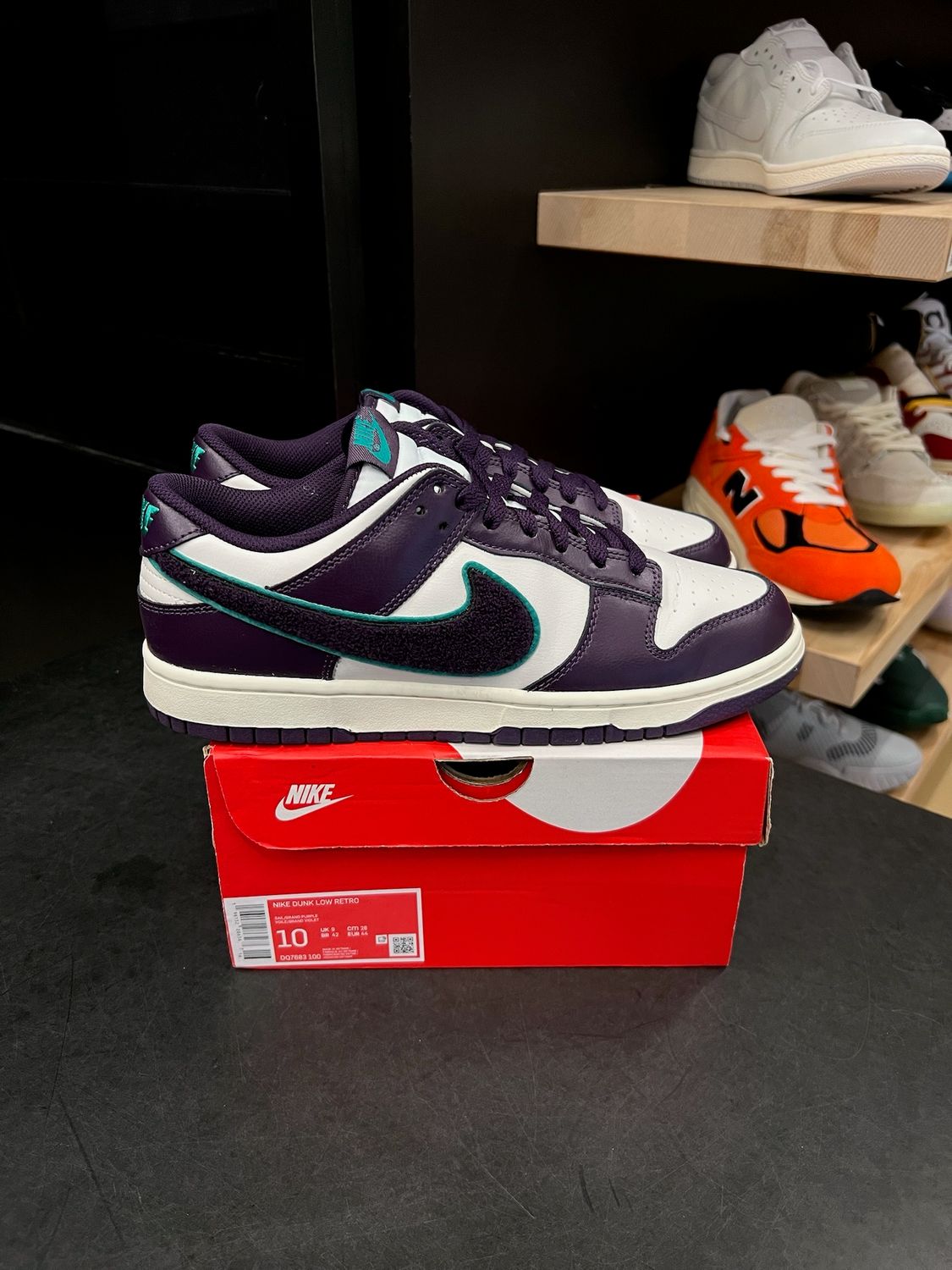 Nike Dunk Low Chenille Swoosh Sail Grand Purple Size 10, PREOWNED