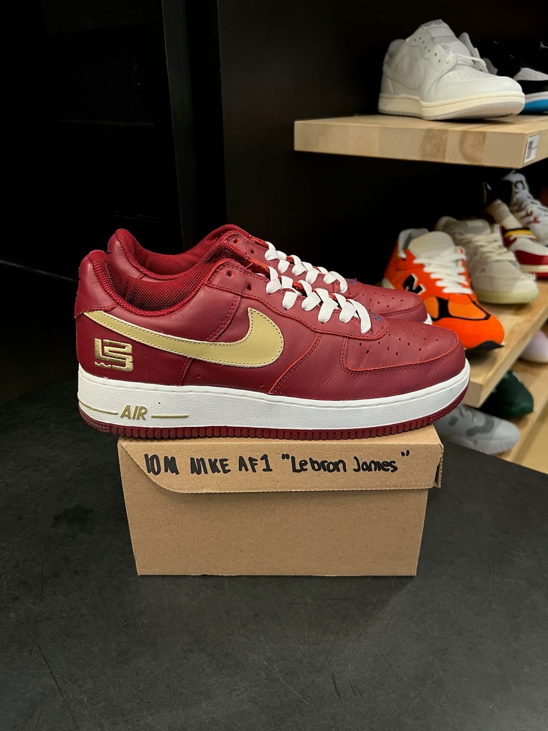 Nike Air Force 1 Low LeBron James (Cavs) Size 10, PREOWNED