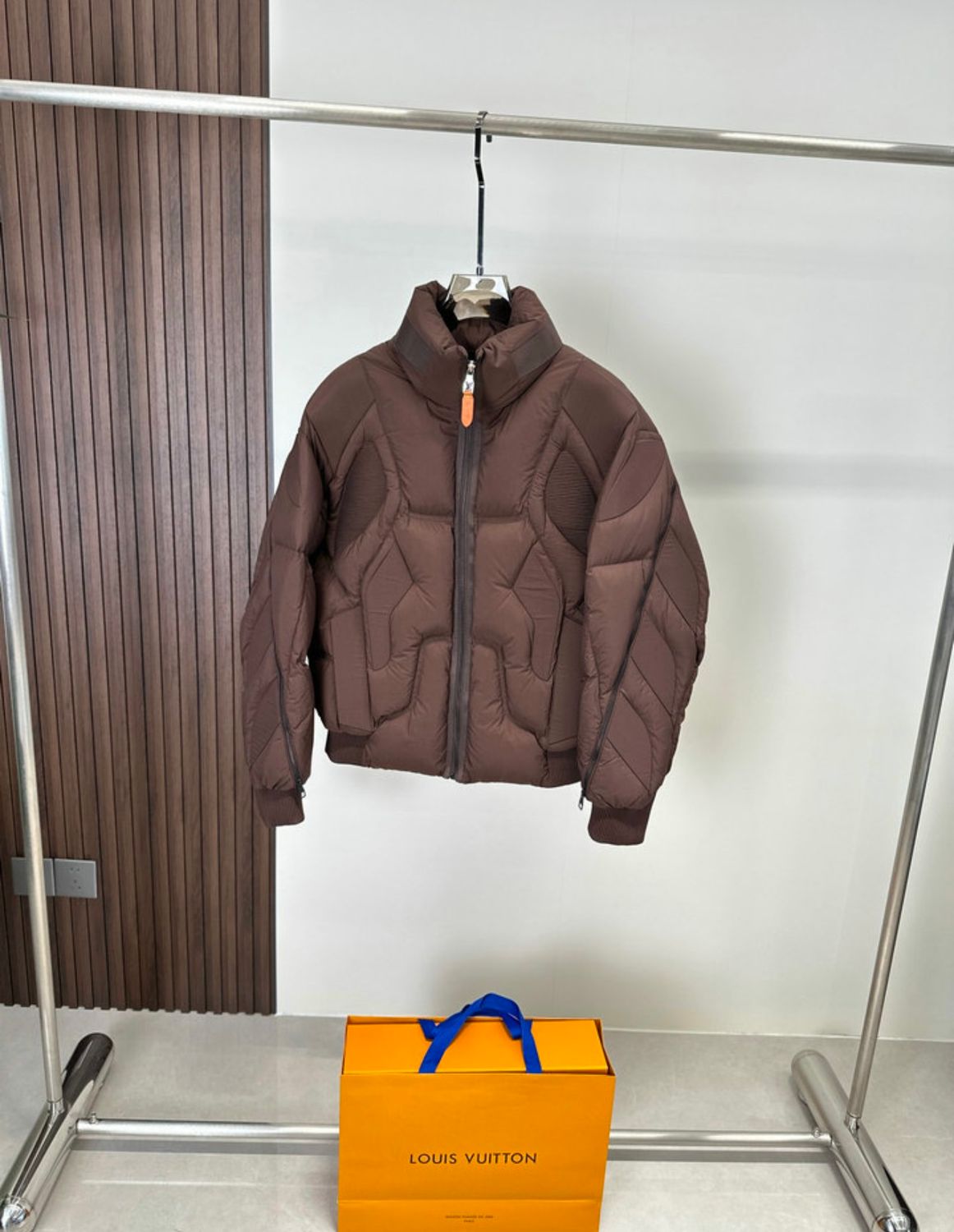 LV