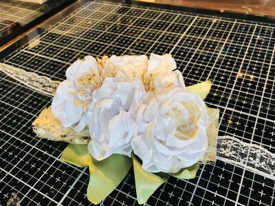 Corsage: white and gold