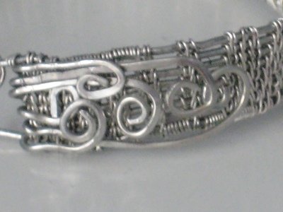 Musical by wire bracelet