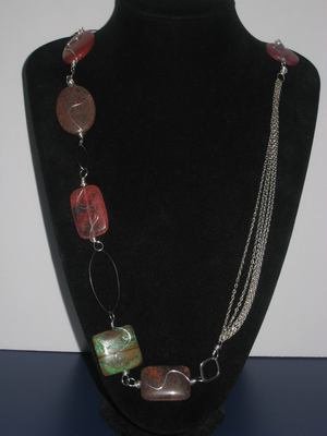 STONES AND CIRLCES NECKLACE