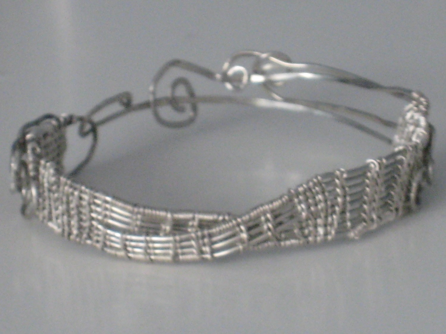 Musical by wire bracelet