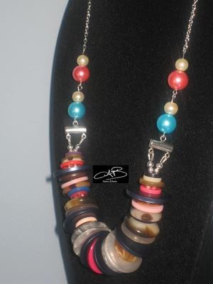 BUTTON NECKLACES